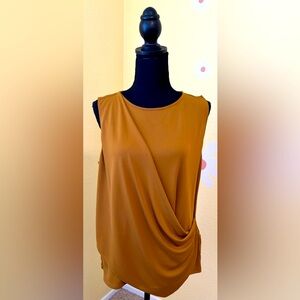 Alfani Petite Gold Sleeveless Blouse. Size PXL.